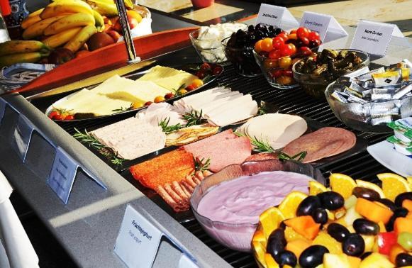 Hotel Sonnenkeller Neu-Ulm Zewnętrze zdjęcie