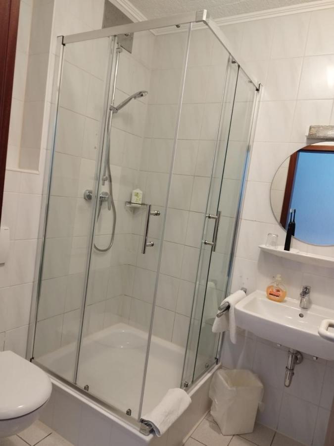 Hotel Sonnenkeller Neu-Ulm Zewnętrze zdjęcie